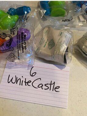 Lot of 6 vintage White Castle toys (90's)